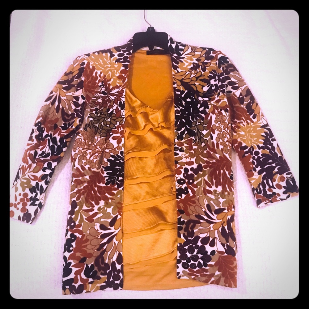 SALE WOMENS 🌹 Cardigan from Christopher & Banks.